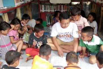 Tumbuhkan Minat Baca, Siswa PAUD kunjungi Perpustakaan Desa