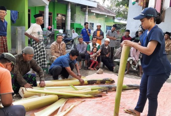 30 Peternak Kambing di Kampung KB Mendapatkan Pelatihan Pembuatan Pakan Ternak